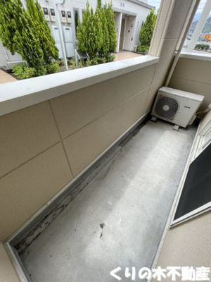 【バルコニー】 | LUNAⅡ SAKURAI | お洗濯にも便利なバルコニー付き