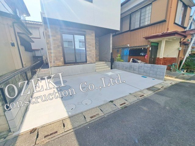 越谷市東越谷新築戸建て　-Fino aurora house FIT2-の駐車場