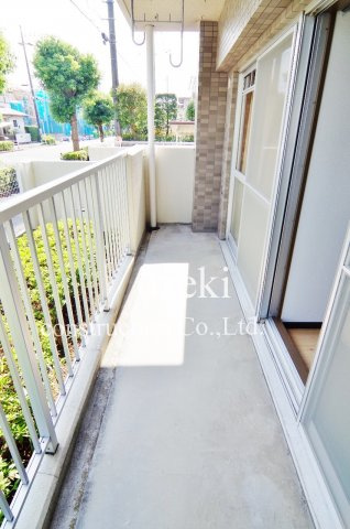 ビューラー千間台のバルコニー|※写真は1階のもの