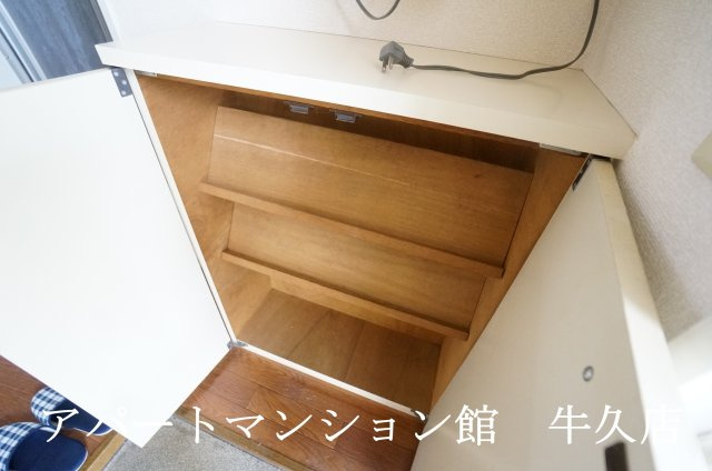 ライトハウスIの収納