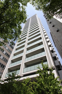 【外観】 | 地震に強い免震構造タワーマンション