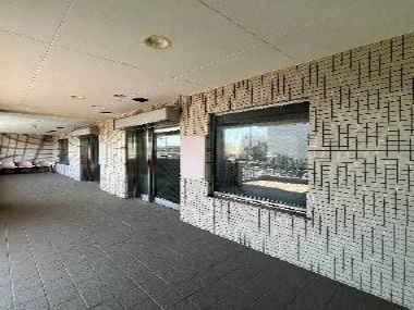 リーデンススクエア高幡不動のエントランス