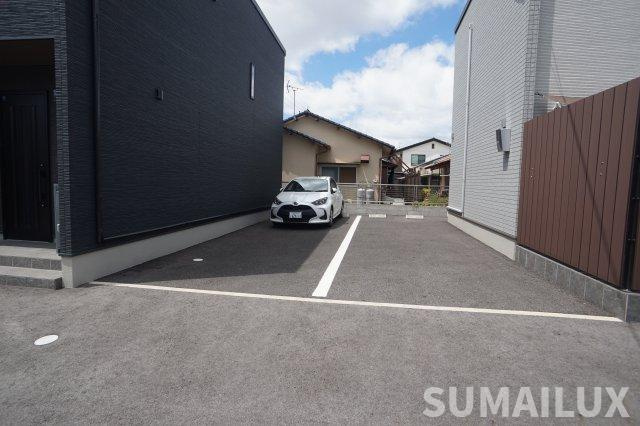熊本市東区八反田２丁目の一戸建ての駐車場