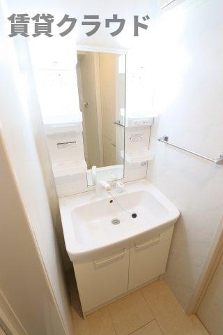 サウスヒルズ　Ⅰの洗面所|コンパクトで使いやすい洗面所