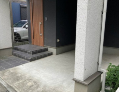 【駐車場】 | 高松2丁目戸建 | いつでも目の届く敷地内に駐車場があります♪荷物がかさばりがちなお買物にも、敷地内駐車場があると便利ですよね☆
