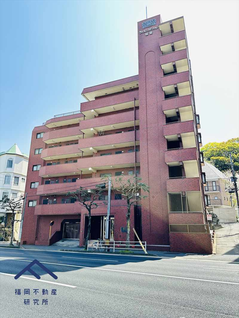 ライオンズマンション桜坂の外観