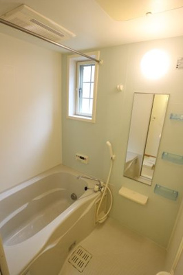 【浴室】 | フリーデンハオス弐番館