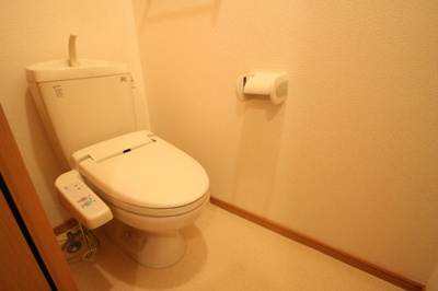 【トイレ】 | フリーデンハオス弐番館