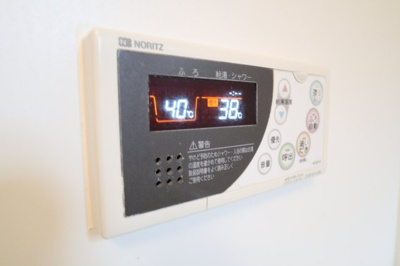 【設備】 | ラリック  | 給湯リモコン