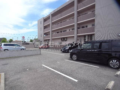 【駐車場】 | ポーセリアン