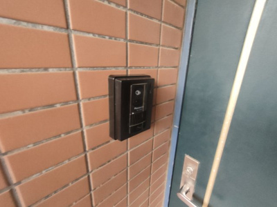 【セキュリティ】 | グランパレスＴ・Ｓ | TVモニター付きインターホンです