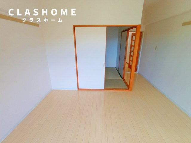 新日ビル豊明マンション　　刈谷市近郊の賃貸はクラスホームの居間・リビング|同物件の別部屋になります。