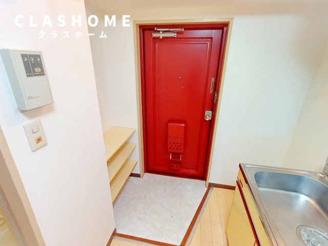 新日ビル豊明マンション　　刈谷市近郊の賃貸はクラスホームの玄関|同物件の別部屋になります。