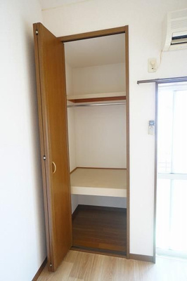【収納】 | コーポコスモスⅤ | 別号室の写真になります。現況優先。