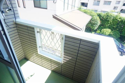 【バルコニー】 | コーポコスモスⅤ | 別号室の写真になります。現況優先。

