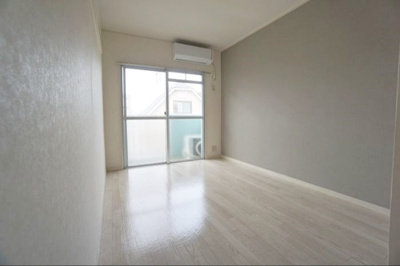 【居間・リビング】 | アルファコート | 別号室の写真になります。現況優先。