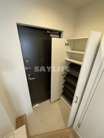 AILE東中浜の玄関