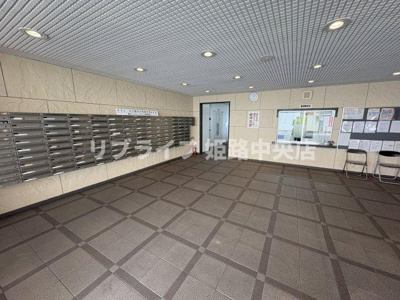 【エントランス】 | 藤和しらさぎハイタウンA棟