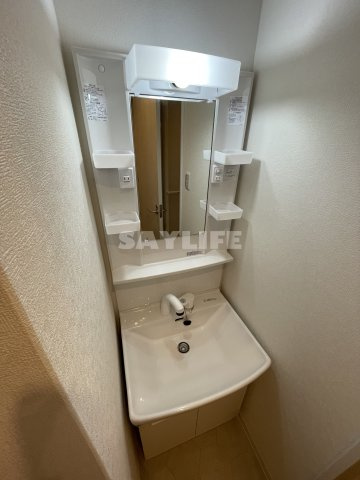 AILE東中浜の独立洗面台
