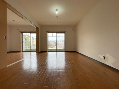 【居間・リビング】 | 三隆(3)コーポラス