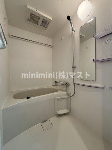 ワールドアイ大阪城EASTアドバンスの浴室