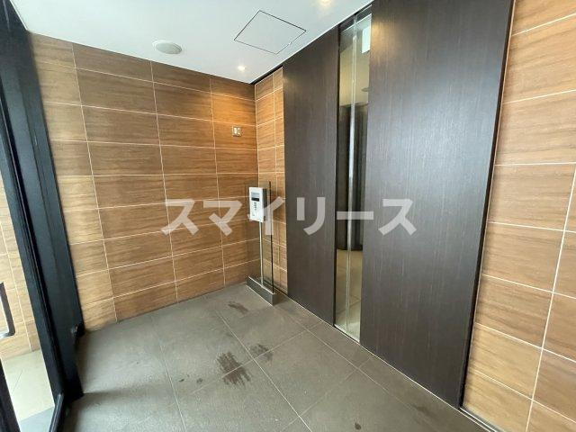 ザ・カシワ拾番のエントランス