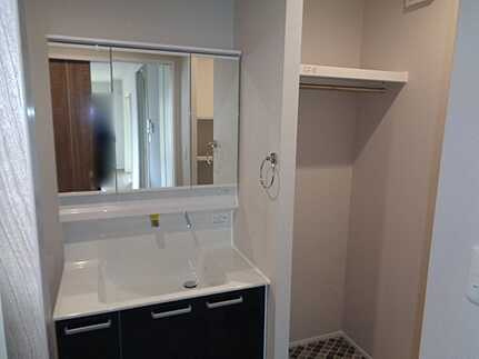 呉市焼山桜ヶ丘2丁目　新築一戸建ての独立洗面台