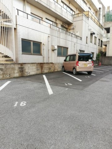 高島屋第1ビルの駐車場