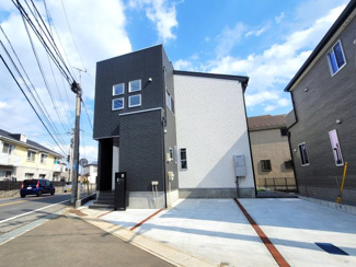 【外観】 | 2024年1月完成新築戸建て♪見晴らしの良いスカイバルコニー付き♪