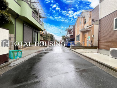 【前面道路含む現地写真】 | 西東京市泉町5丁目　新築戸建　全1棟