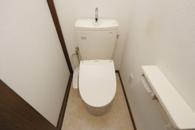 福田貸家のトイレ