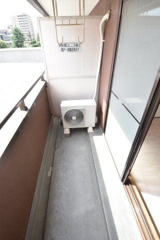 大阪市城東区中央３丁目の賃貸マンションのバルコニー