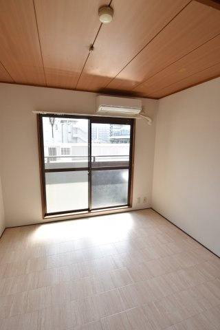 大阪市城東区中央３丁目の賃貸マンションの寝室