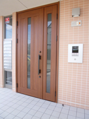 【エントランス】 | ヴィラジャスミン | 清潔なエントランスです