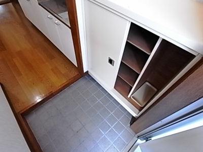 【玄関】 | ふじハイツ | 収納もある玄関です