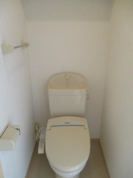 ミカハウスⅡのトイレ|コンパクトで使いやすいトイレです