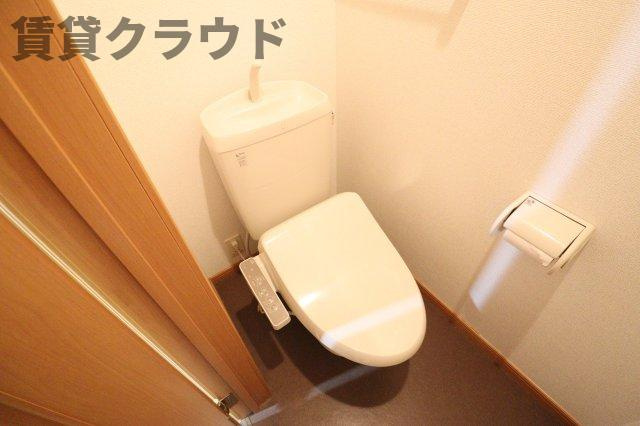 サンリット・スクェアⅡのトイレ|清潔感のあるトイレです