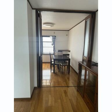 荘島貸家の居間・リビング|使いやすいリビングです