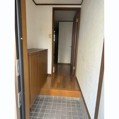 荘島貸家の玄関|シンプルで使いやすい玄関です