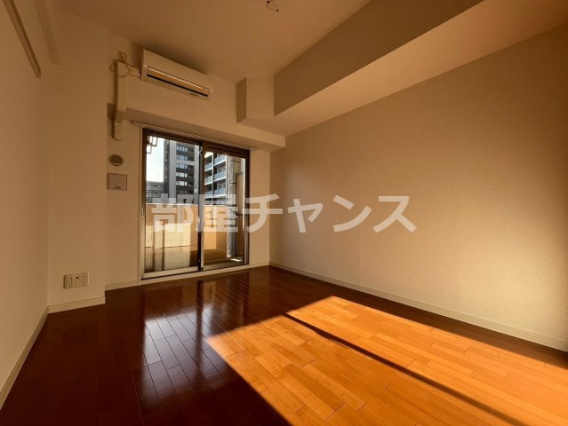 プレサンス泉セントマークの居間・リビング