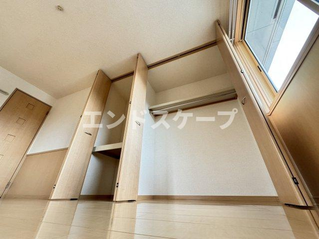 ロイヤルガーデン連取　の収納|高崎、前橋、伊勢崎エリアのお部屋探しはエンドスケープまで！お客様の理想お聞かせ下さい♪