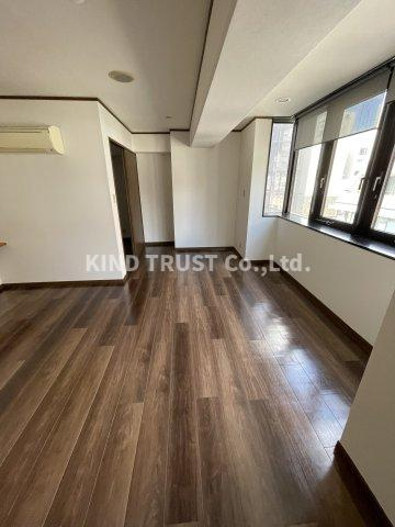 フロンティア天満の居間・リビング|ゆったり過ごせる居間です