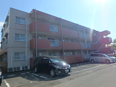 ★敷地内駐車場★（空き状況・使用料等詳細はご確認下さい）