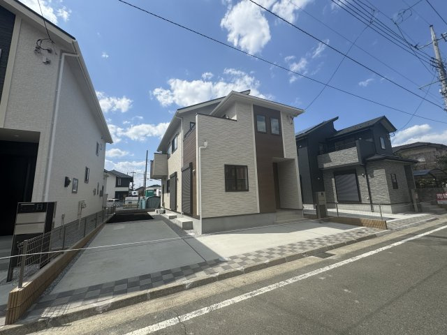 新築　前橋市文京町3丁目　Blooming　Garden　2号棟の駐車場|現地写真　駐車スペースは2台分可能です！
　