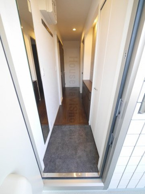 【玄関】 | マイカーサ北鎌倉 | 室内写真は同タイプ別室の写真です。