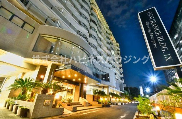 INSURANCE(インシュランス) BLDG.(ビルディング) Ⅸ(ナイン)船橋のエントランス|ゆとりのあるエントランスです