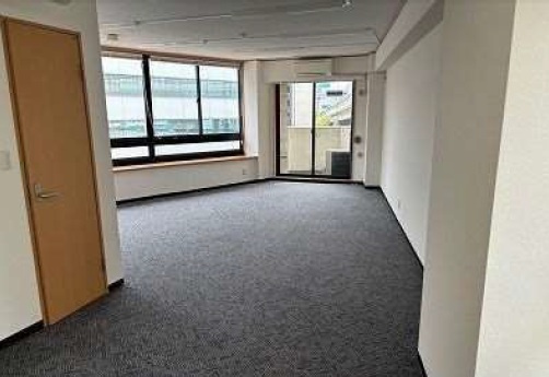 豊島区東池袋２丁目の事務所の内装