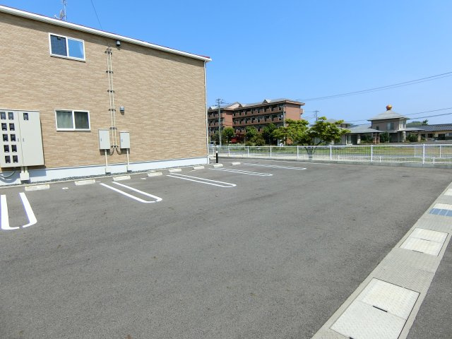【駐車場】 | コーポ・エテルナ３