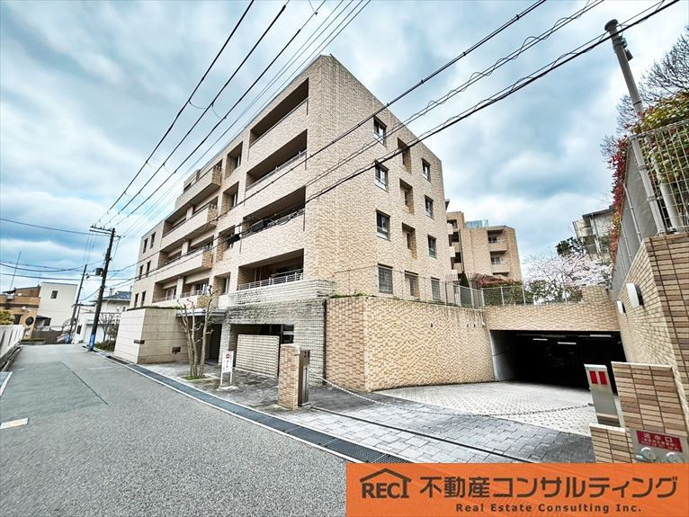 岡本ハウベス