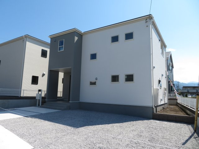 高崎市吉井町塩川（全4棟）1号棟の外観